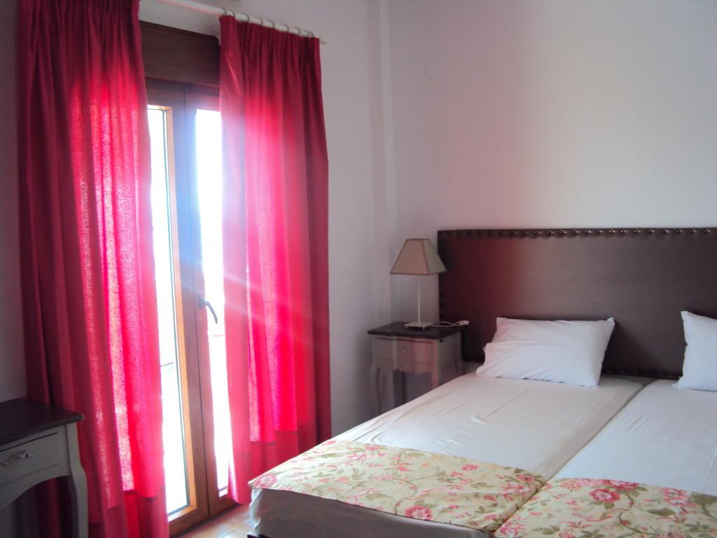 Emmeleia Accommodation By Maria Riga Ouranoupoli Rom bilde
