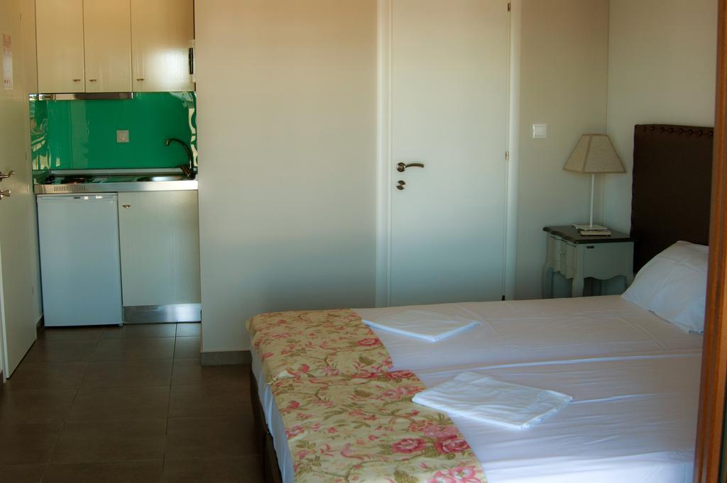 Emmeleia Accommodation By Maria Riga Ouranoupoli Rom bilde
